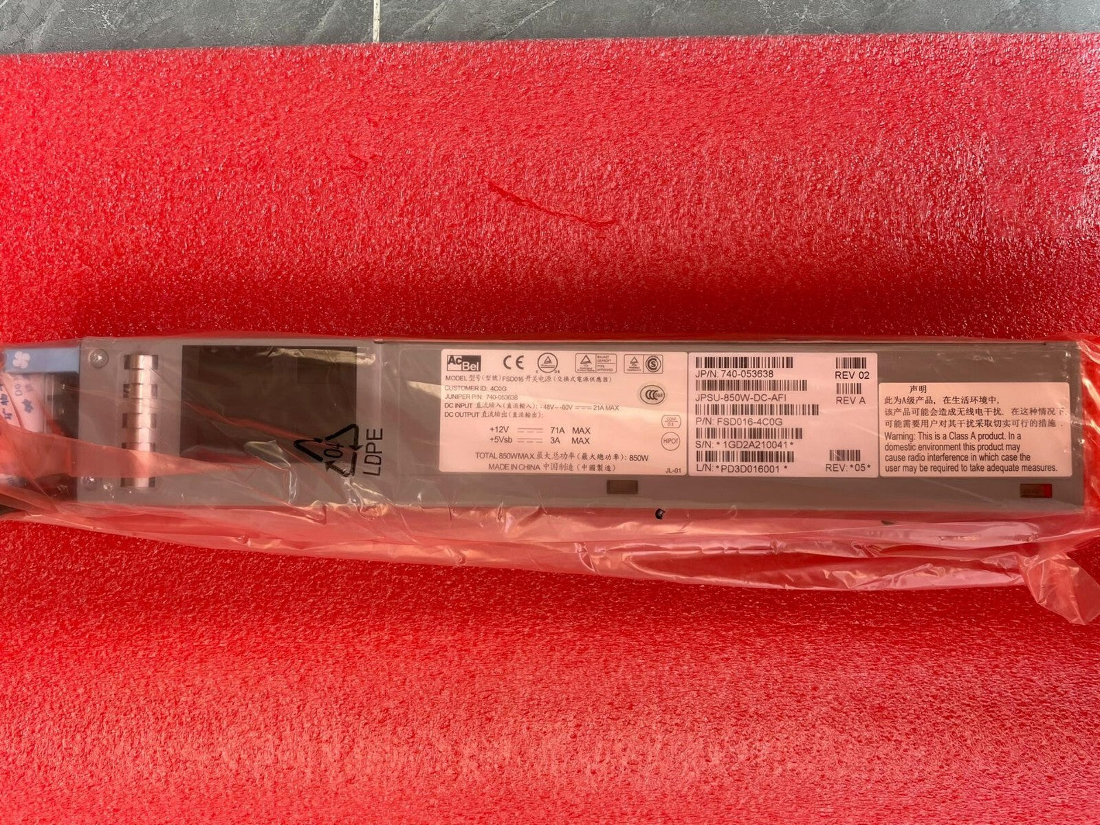 Fuente de alimentación Juniper JPSU-850W-DC-AFI 740-053638 para conmutador QFX5100 QFX5200