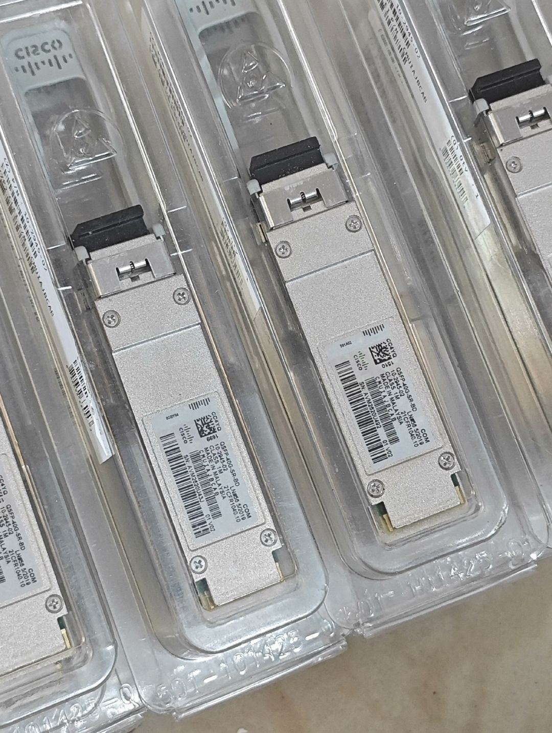 MENGE 1 Cisco QSFP-40G-SR-BD 10-2945-02 40GBASE-SR-BiDi, Duplex-MMF-QSFP+