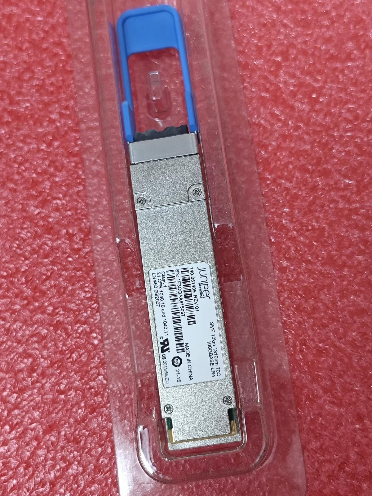 1pcs Juniper QSFP-100GBASE-LR4 10KM 1310nm SMF 70C Transceiver module 740-061409