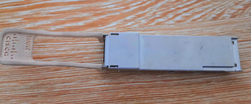 Genuine Cisco QSFP-100G-SR4-S 10-3142-02/03 100G QSFP SR4 Transceiver 1PCS