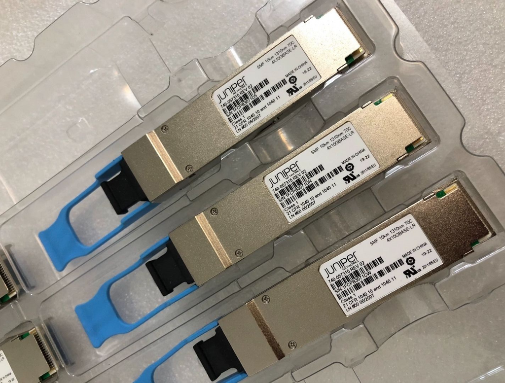1pcs Juniper JNP-QSFP-4x10GE-LR 740-057315 QSFP-4x10GE-LR 10km Module