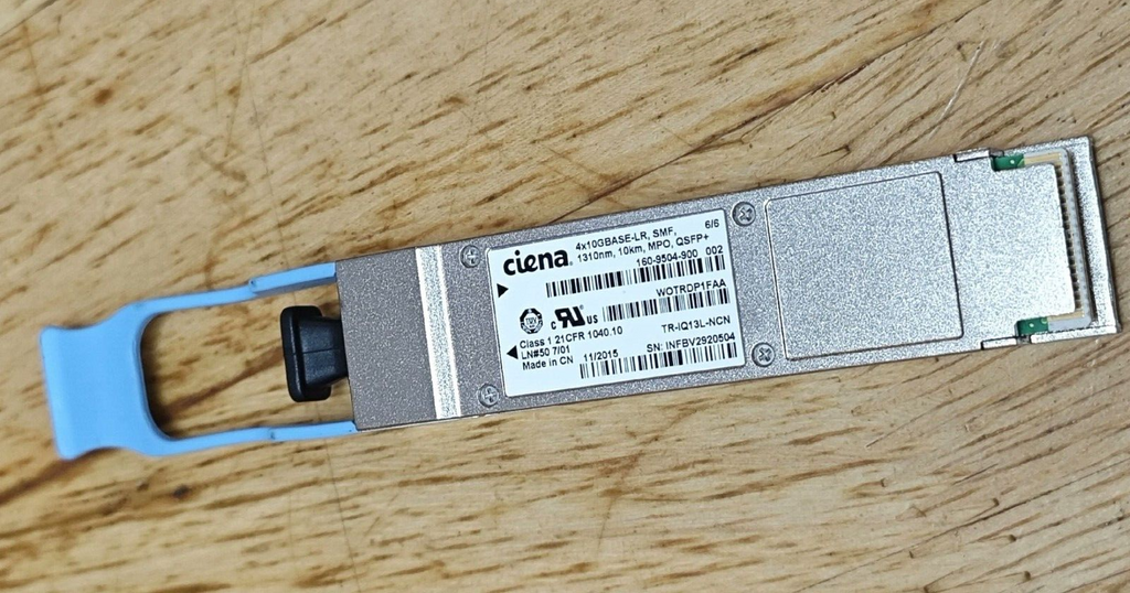 1 unidad Ceina 160-9504-900 4x10GBASE-LR 40G SMF 1310nm 10km MPO QSFP+ Transceptor