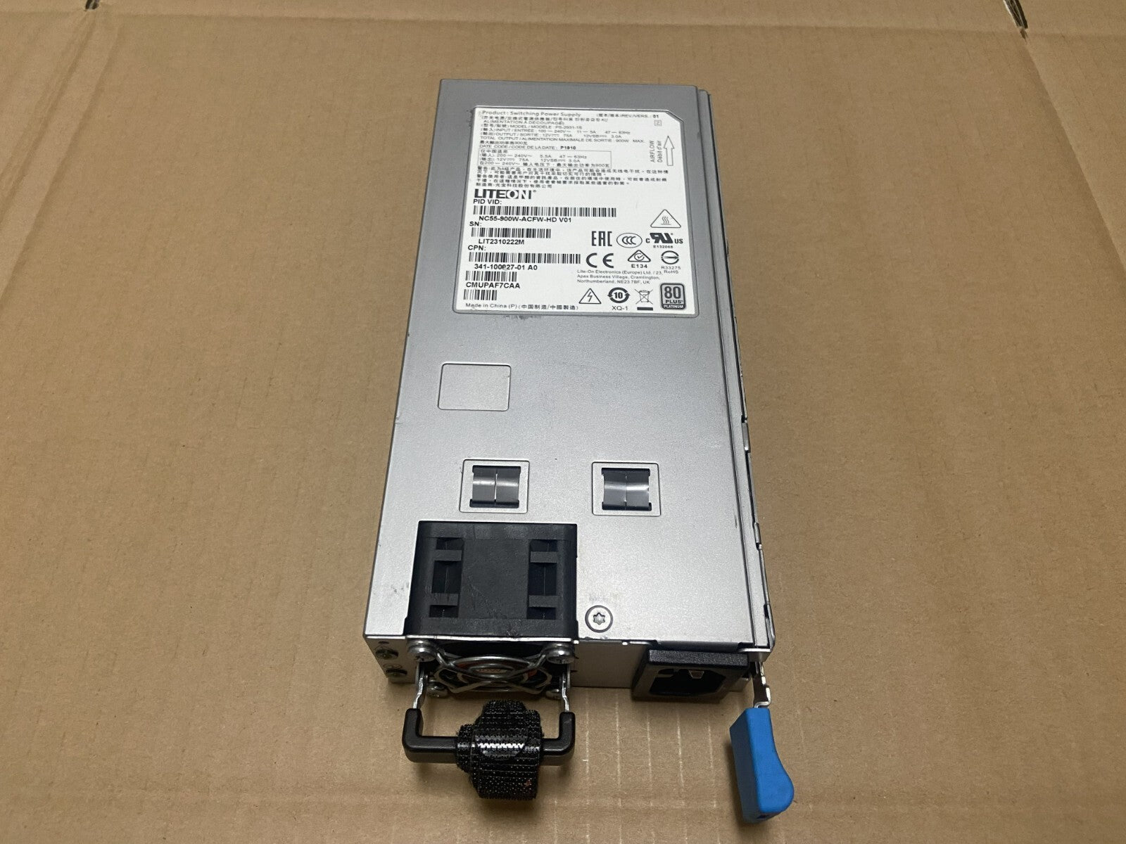 Fuente de alimentación de CA Cisco NC55-900W-ACFW-HD 341-100927-01