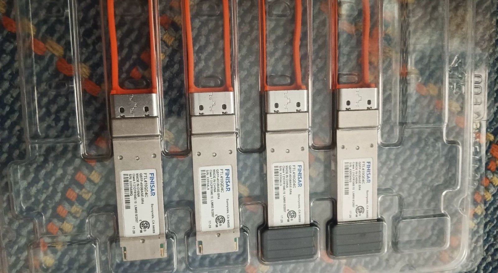 2pcs Finisar FTL410QD4C QSFP-40G-SR4 300m Optical Transceiver Module