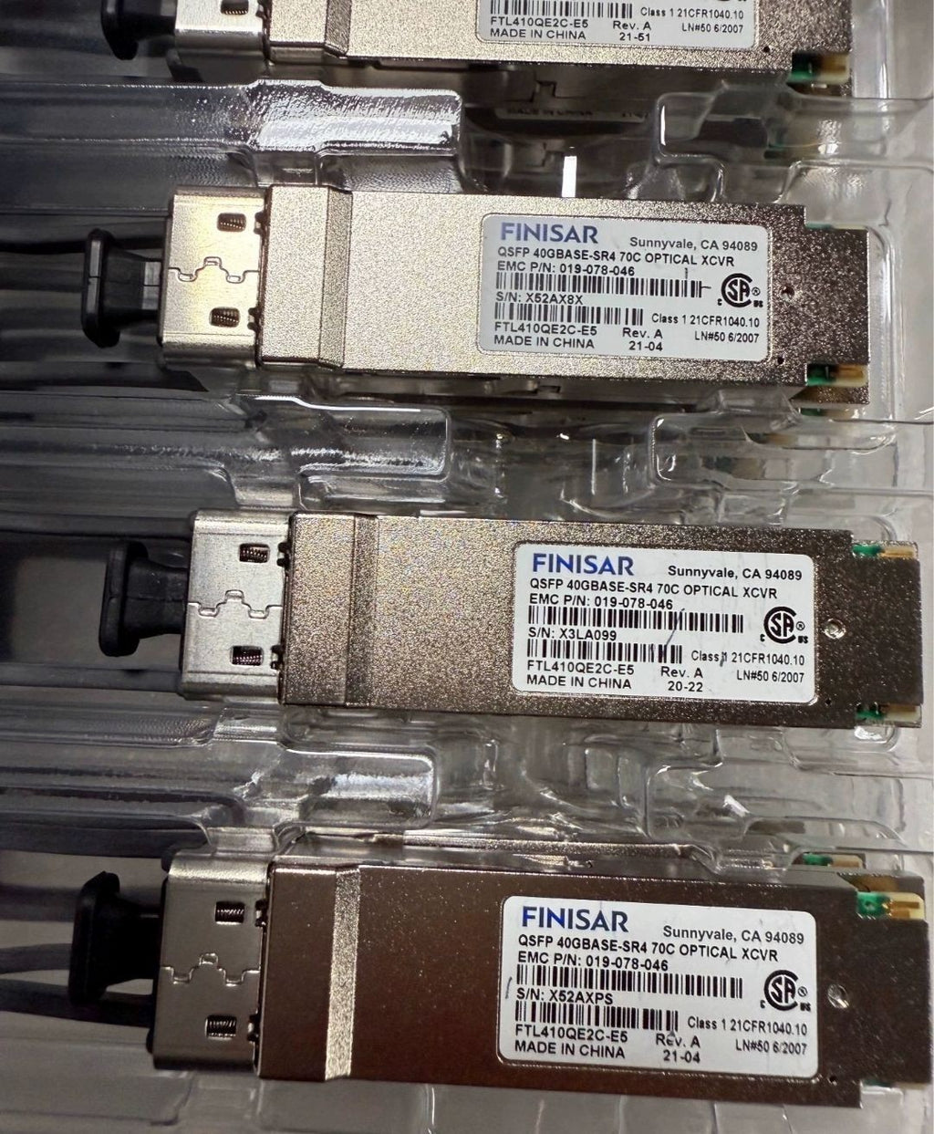 Lot of 5 Finisar FTL410QE2C-E5 019-078-046 40GBASE-SR4 QSFP Transceiver For EMC