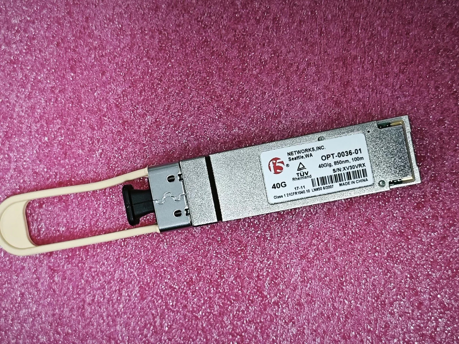 F5 Networks OPT-0036-01 F5-UPG-QSFP+ 40GBASE-SR4 100m QSFP+SR4 850nm Module 1PCS