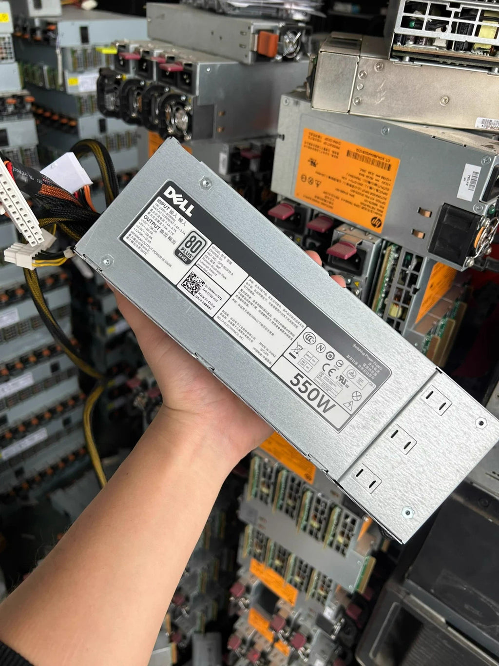 1 unidad Fuente de alimentación de 550 W para DELL R520 T420 096R8Y DH550E-S1 DPS-550PB F550E-S0 2G4WR