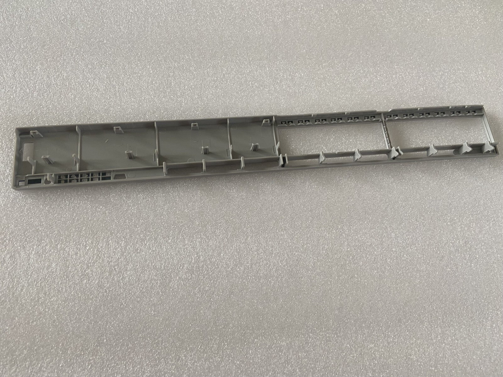 New Cisco Catalyst Bezel C9300-24S-E C9300-24S-A Faceplate for Replacement