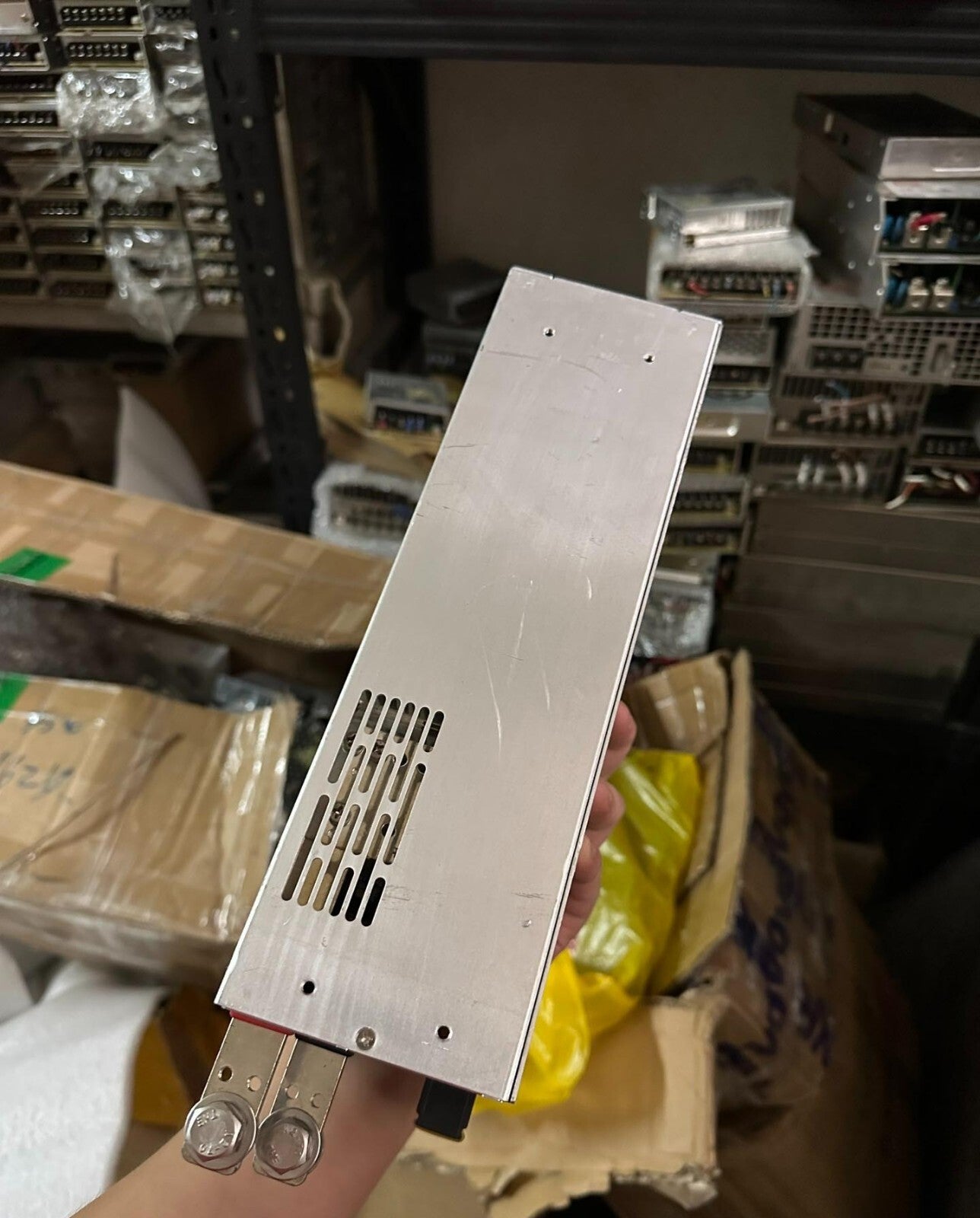 Fuente de alimentación conmutada MEAN WELL RSP-1500-24 original 24V 63A probada y en buen estado