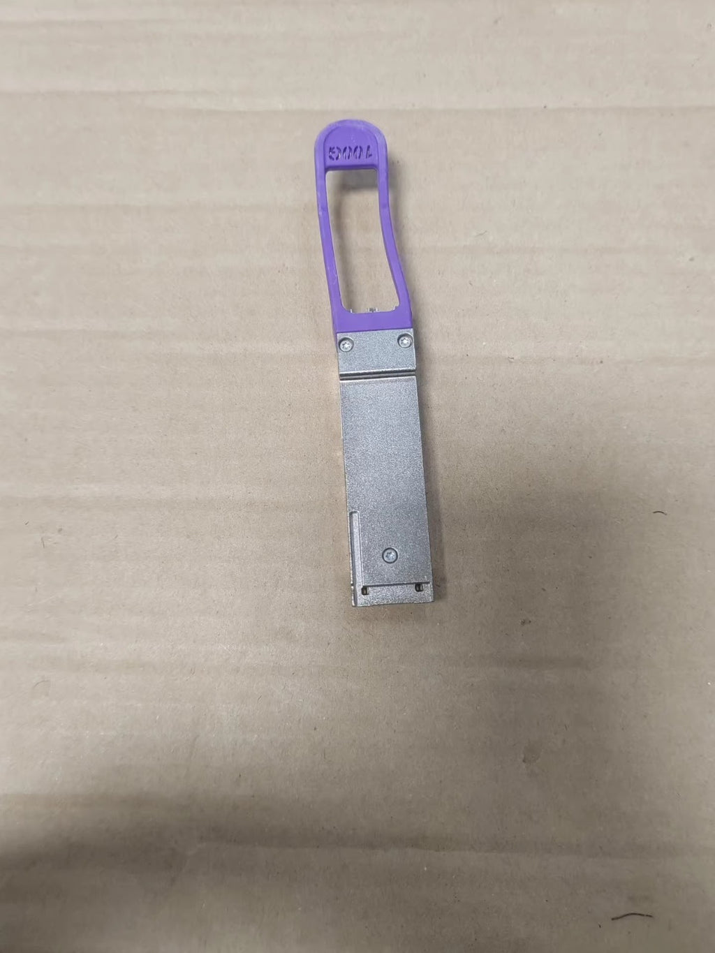 1PCS Ericsson RDH10272/4 QSFP28 CWDM4 10km 100G FTLC1152WGPLC-E7 CRTUAGPLAA