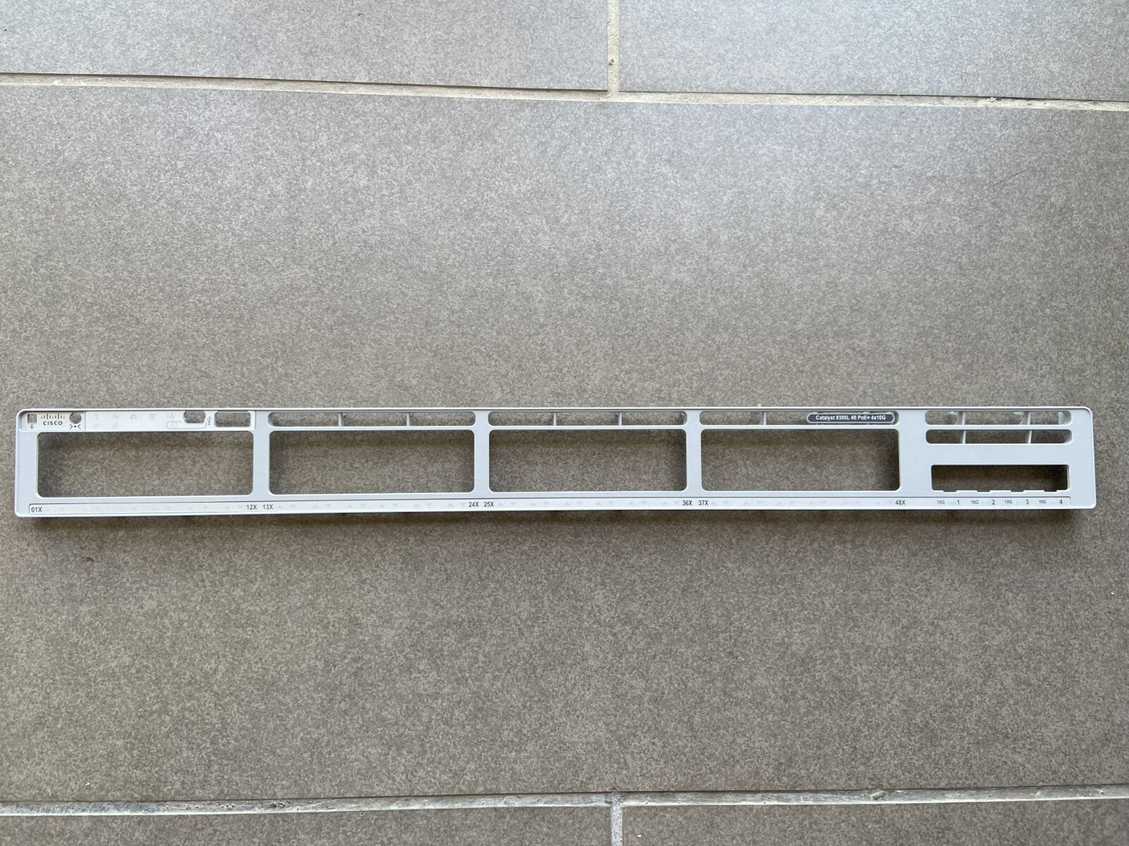 Cisco Catalyst C9300L-48P-4X-E  or 4X-A PoE 4X10G Faceplate for Replacement