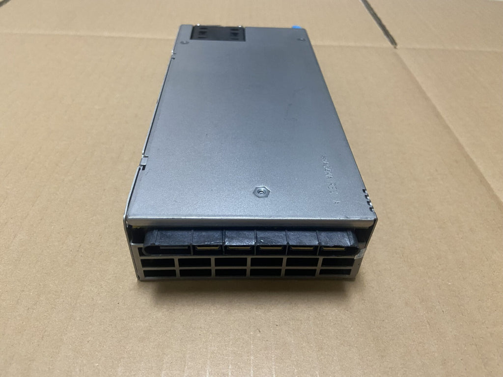 Fuente de alimentación de CA Cisco NC55-900W-ACFW-HD 341-100927-01