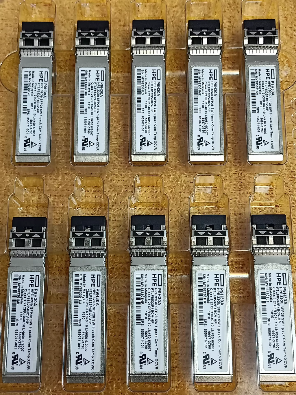 1pcs HPE P9H30A 32Gb SFP28 SW XCVR Transceiver FTLF8532P4BCV-HP 855071-001