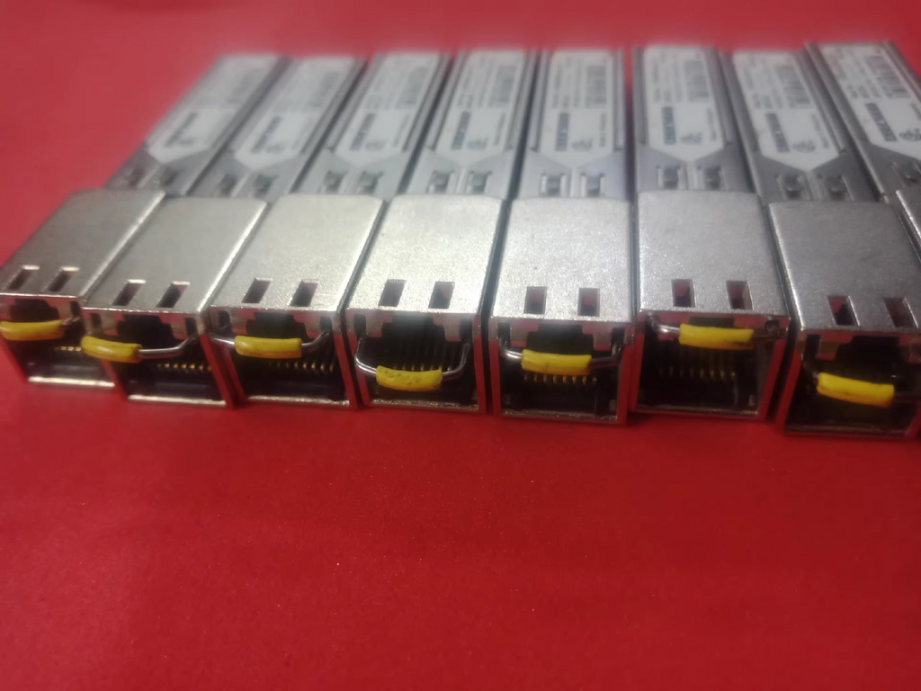 10 unidades Alcatel-Lucent 3HE00062AA SFP-1G-T 1000BASE-T Cobre RJ45 FCMJ-8521-3-A5