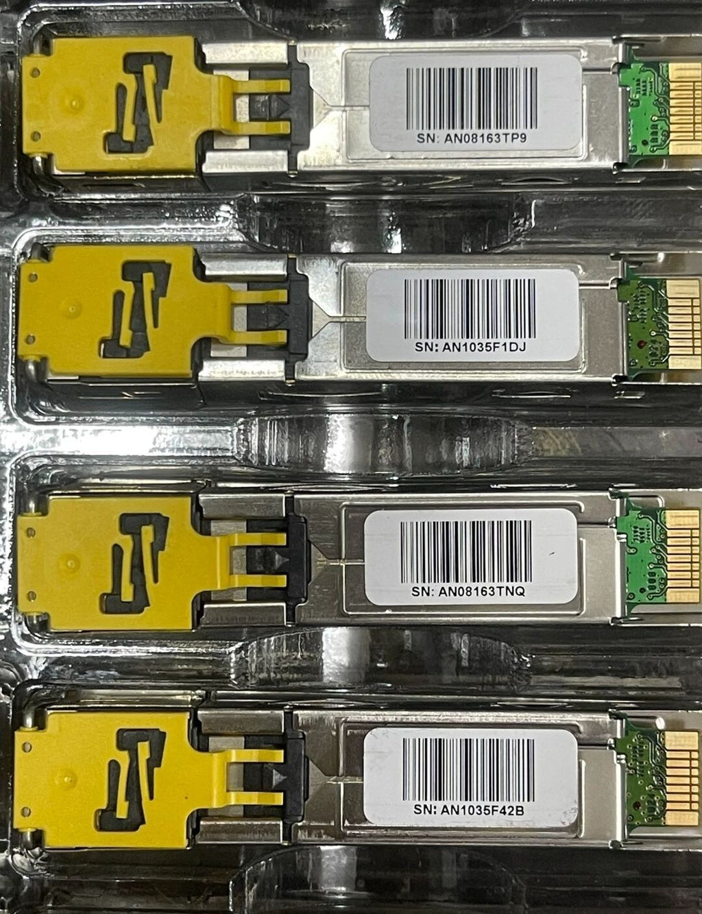 2 transceptores SFP+ RJ-45 Avago ABCU-5700RZ 1.25GB 1000Base-T (ABCU-5710RZ)