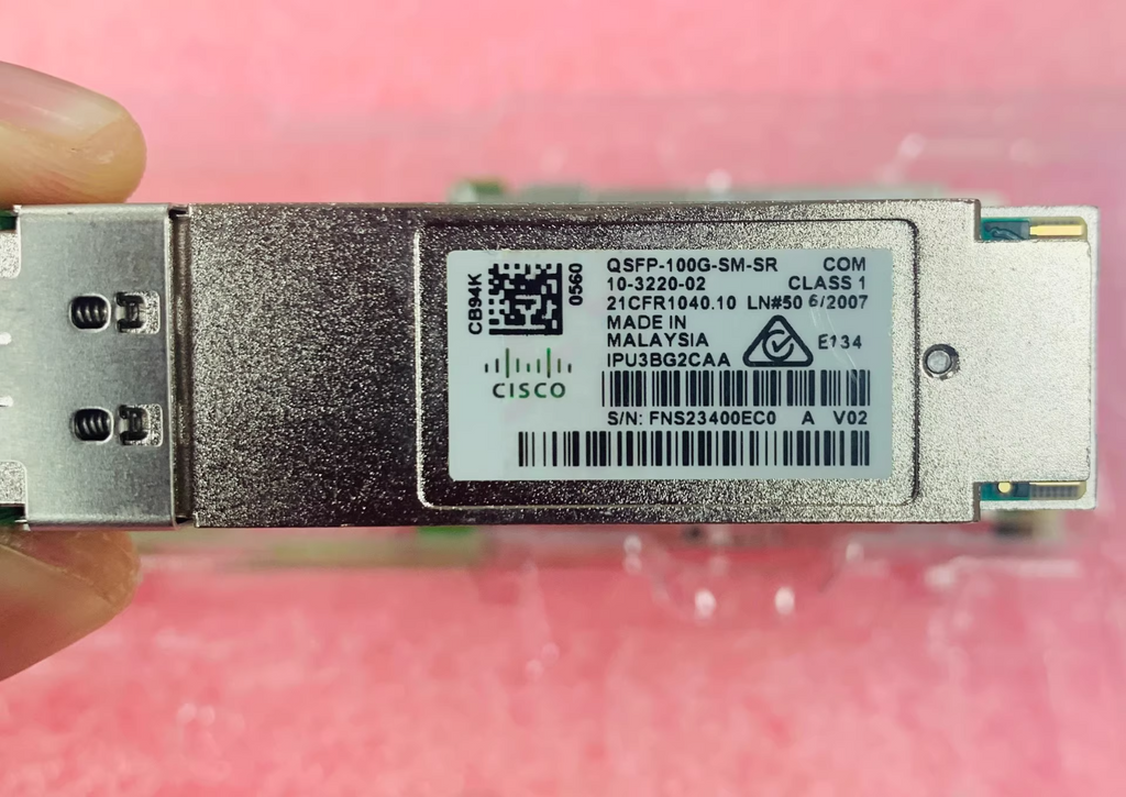 Lot of 2 Cisco QSFP-100G-SM-SR 100GBase Xceiver Module 10-3220-02 w/ Hologram