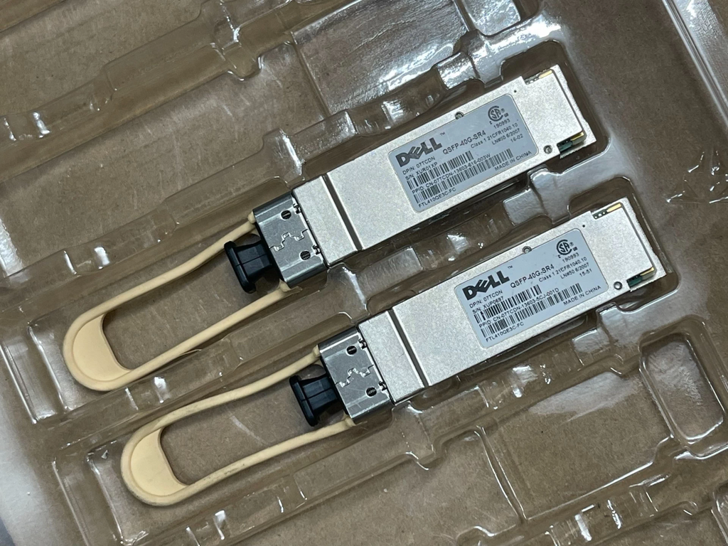 DELL EMC 7TCDN QSFP-40G-SR4 FTL410QE4C-FC QSFP+ 07TCDN TRANSCEIVER MODULE 1PCS
