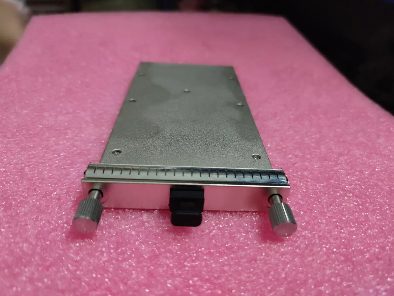 Finisar 100GbE FTLC8281RCNM CFP 100GBASE-SR10 850nm MPO/MTP MMF QSFP28 100G