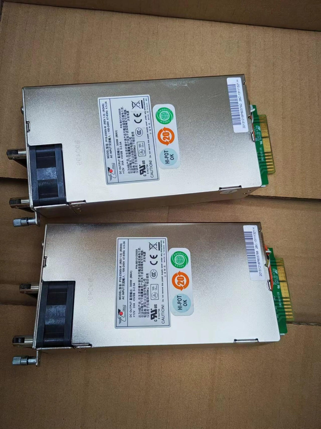 1pcs EMACS P1S-2300V-R Fuente de alimentación de servidor de intercambio en caliente de 300 W completamente T