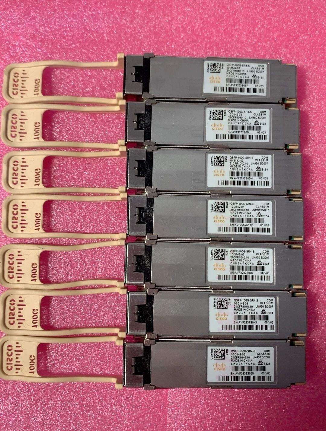 Lot of 2 Cisco QSFP-100G-SR4-S 10-3142-02/03 100G QSFP SR4 Transceiver Genuine