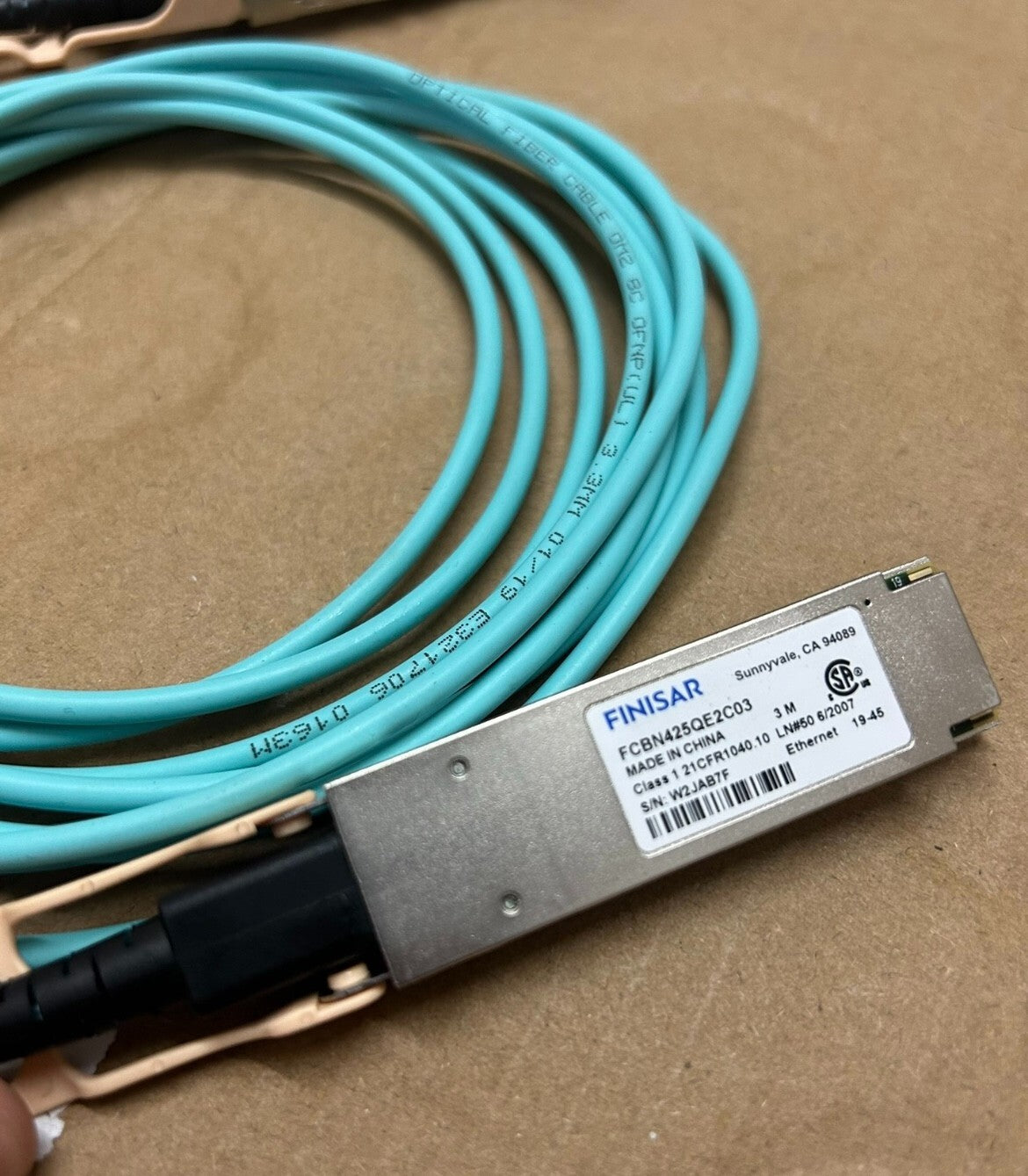 1PC New FINISAR FCBN425QE2C03 QSFP-100G-3m Active Optic Cable 100G VIA Fedex P1