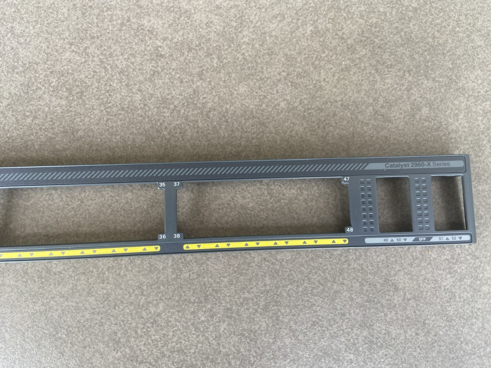 Placa frontal de repuesto Cisco Catalyst WS-C2960X-48TS-L 1G UPLINK