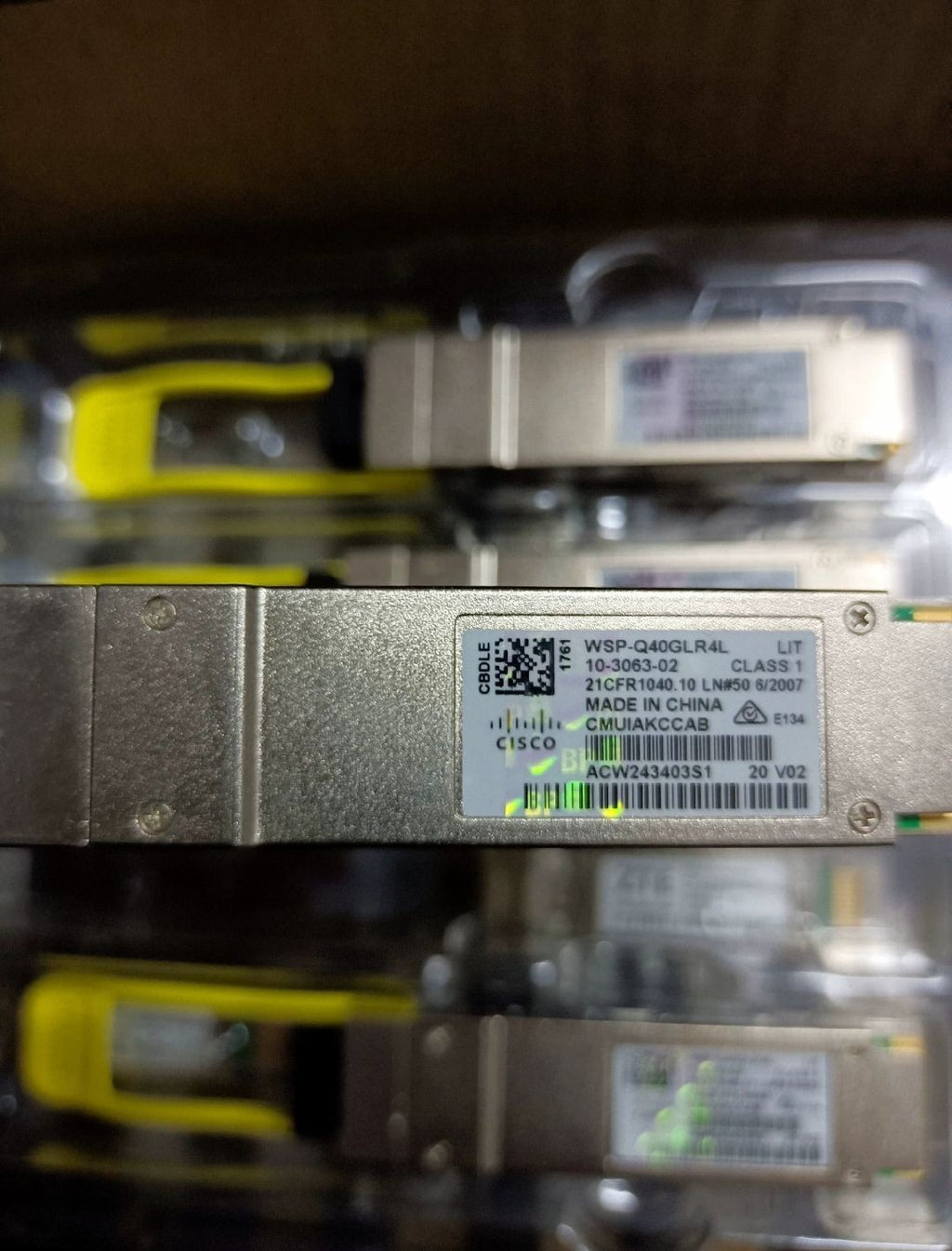4PCS Genuine Cisco 10-3063-02 WSP-Q40GLR4L 40GBASE LR4 1310NM SMF Transceiver