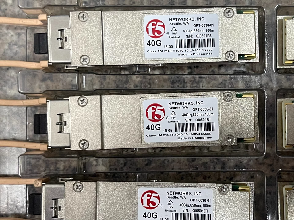 F5 Networks OPT-0036-01 F5-UPG-QSFP+ 40GBASE-SR4 100m QSFP+SR4 850nm Module 1PCS