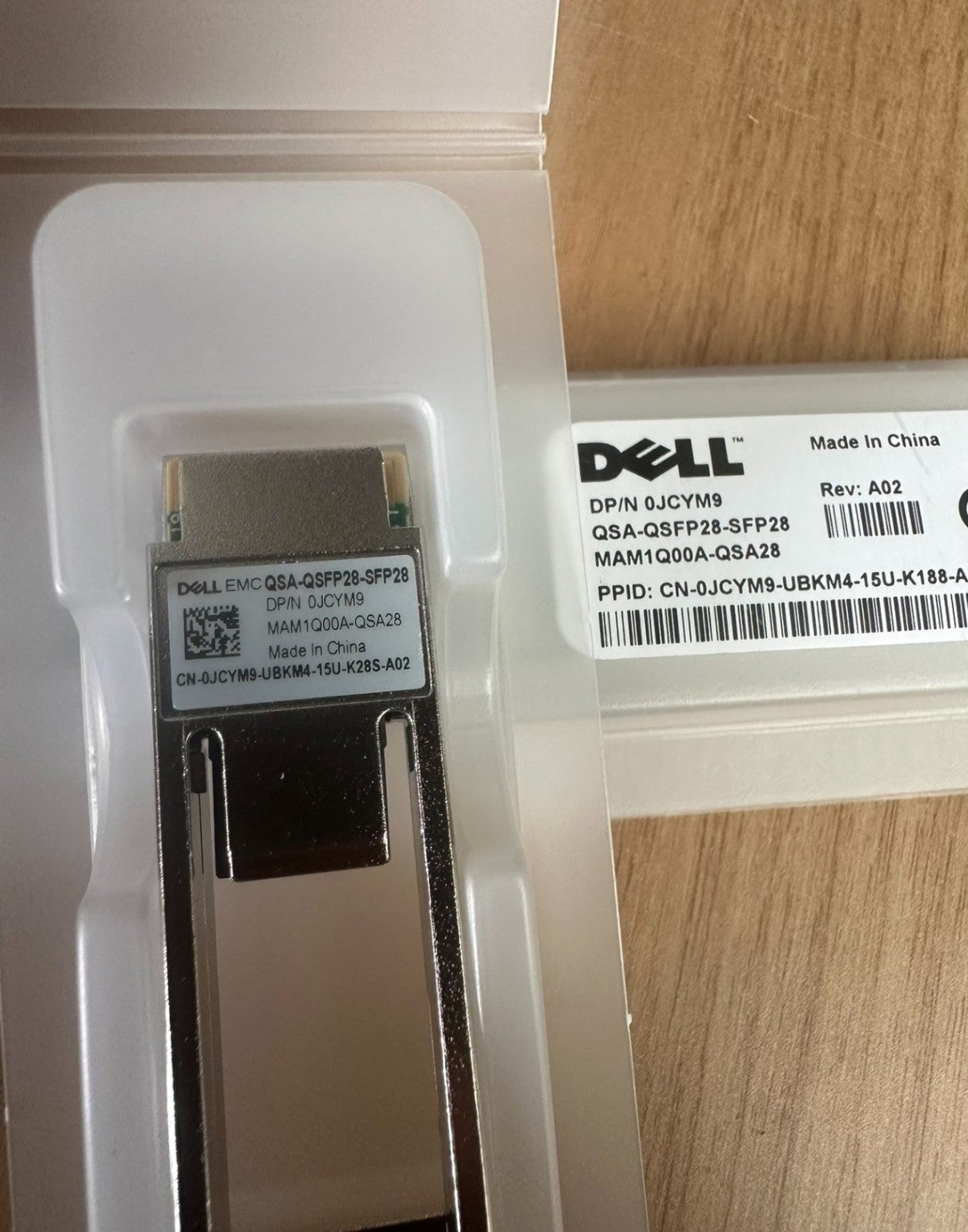 1 Stück Dell QSA28 Adapter 0JCYM9 QSA-QSFP28-SFP28 MAM1Q00A-QSA28 Adapter