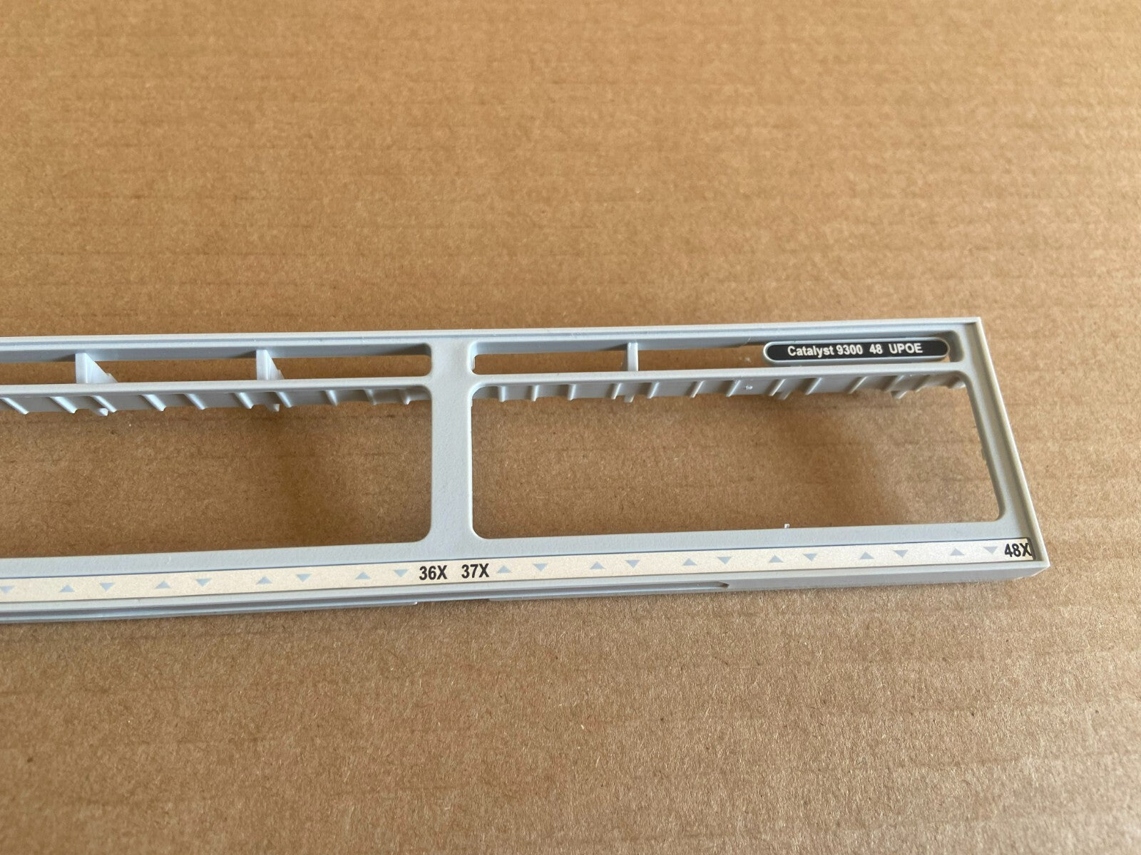 New Version Cisco Catalyst C9300-48U-E C9300-48U-A Faceplate for Replacement
