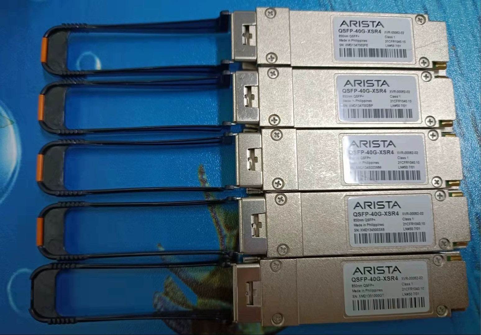 1pcs Genuine ARISTA QSFP-40G-XSR4 40GBASE-XSR4 QSFP+ 300m Transceiver Module