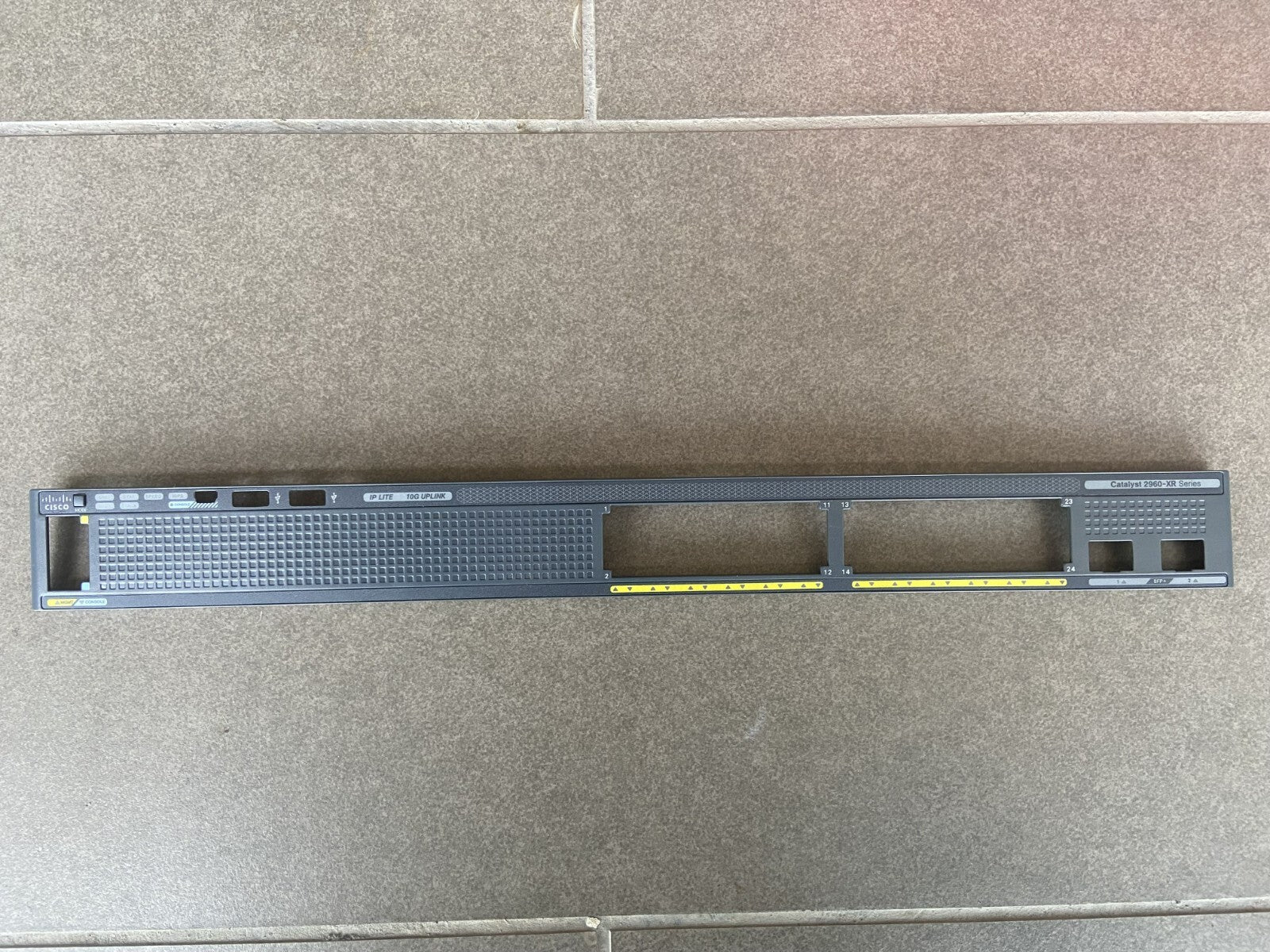 Cisco Catalyst WS-C2960XR-24TD-I 10G Placa Frontal de Enlace Ascendente para Reemplazo