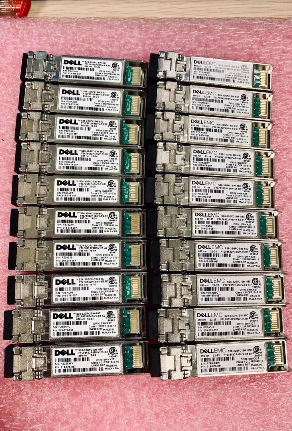 1 Stück Dell EMC S28-32GFC-SW-85C FTLF8532P4BNV-E5 32G WKX2T SFP+ Transceiver
