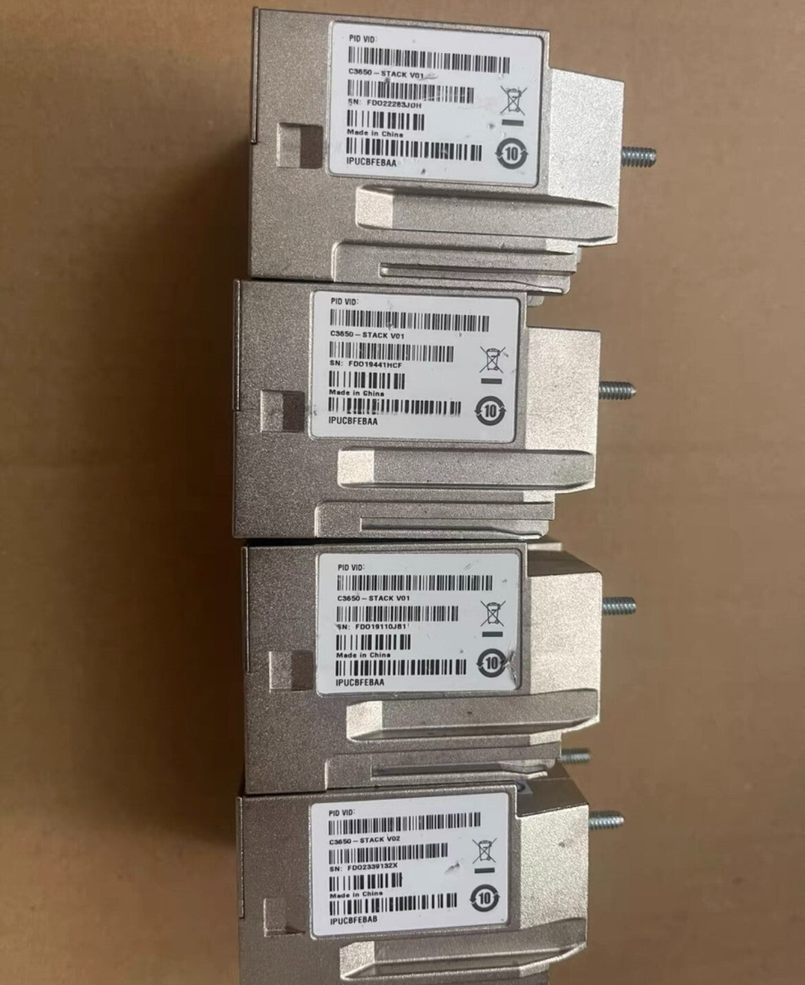1PC Gebrauchtes C3650-Stack-Kit für 3650 Stack-Modul Original über Fedex P1