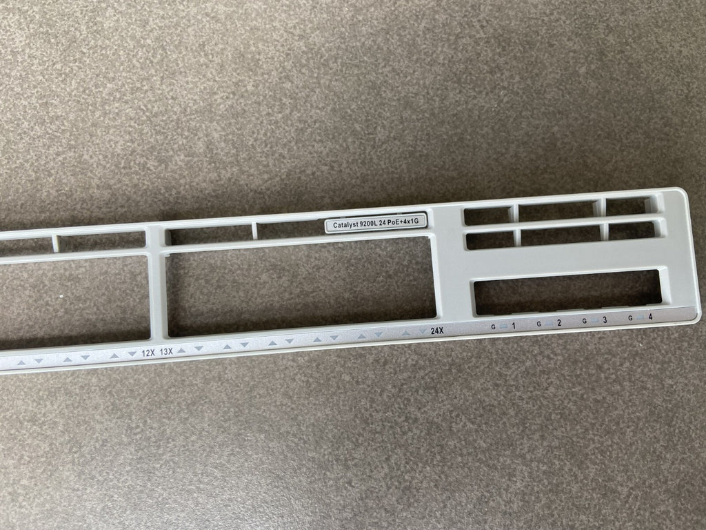 Cisco C9200L-24P-4G-E / C9200L-24P-4G-A 9200L 4x1G placa frontal para reemplazo