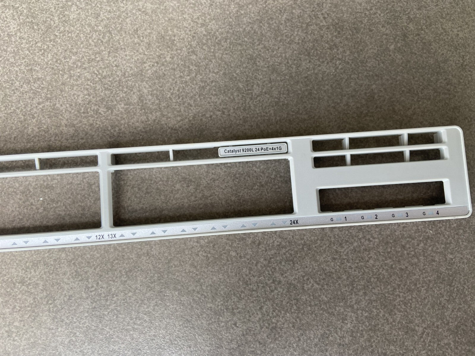 Cisco C9200L-24P-4G-E / C9200L-24P-4G-A 9200L 4x1G faceplate for replacement