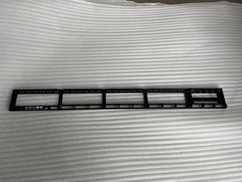 Cisco WS-C3650-48FQ-S /-E 48 POE+  4 x 10G Faceplate for replacement