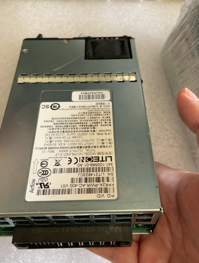 Cisco FPR2K-PWR-AC-400 Fuente de alimentación de CA de 400 W de la serie Firepower 2000