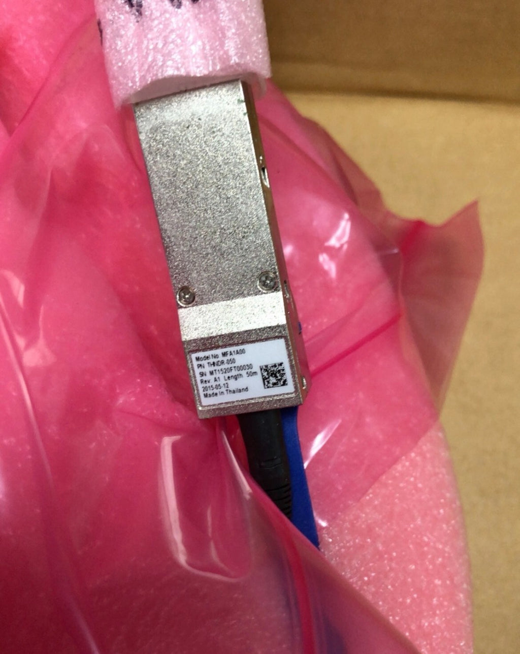 1 Stk. Neues Mellanox MFA1A00-E050 QSFP28 Aktives Glasfaserkabel 50m VIA Fedex P1