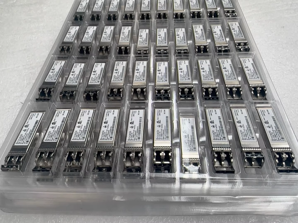 10pcs Brocade 57-1000117-01 8GB FC 850nm SW SFP+ Fiber Optic Transceiver