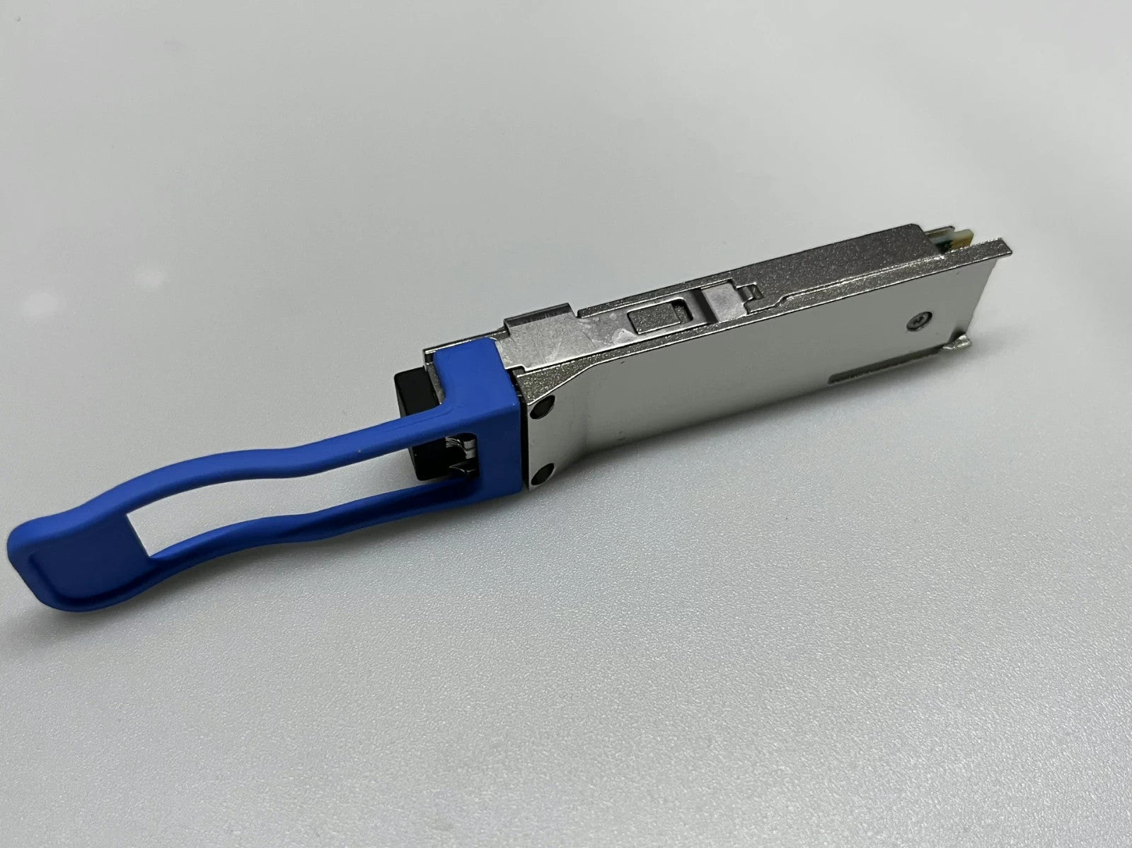 HP 720190-B21 720192-001 HPE BladeSystem c-Class 40Gb QSFP+ LR4 for HPE Synergy