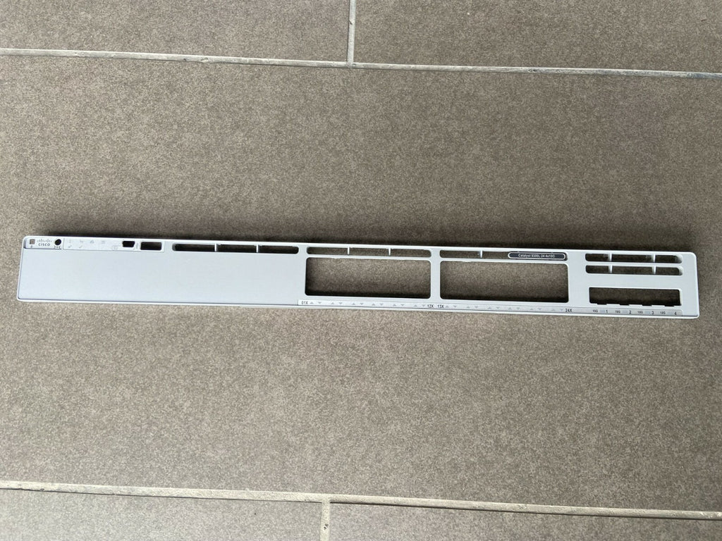 Cisco Catalyst C9300L-24T-4X-E o 4X-A Placa frontal 4X10G para sustitución