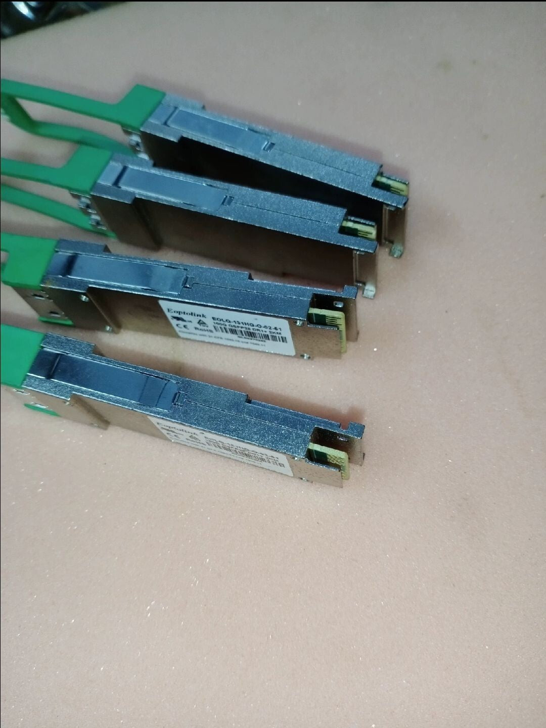 1 St. Eoptolink EOLQ-131HG-O-02-51 QSFP28 100G DR1+ 2KM Transceiver-Modul