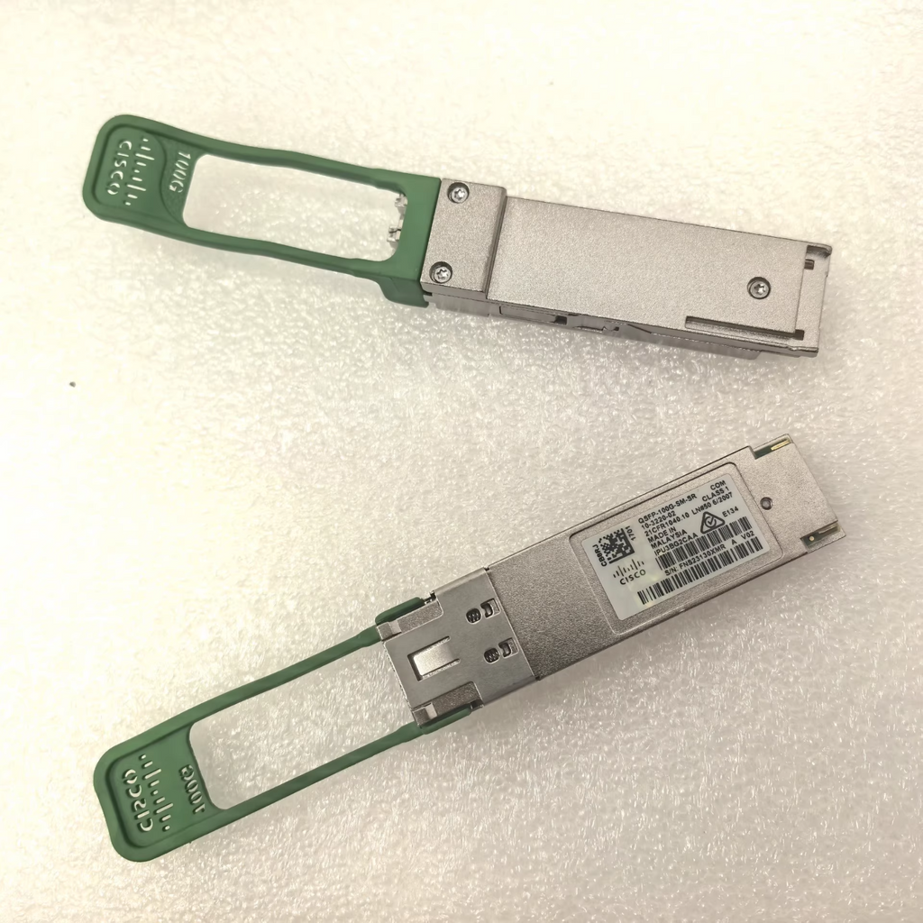 Lot of 2 Cisco QSFP-100G-SM-SR 100GBase Xceiver Module 10-3220-02 w/ Hologram