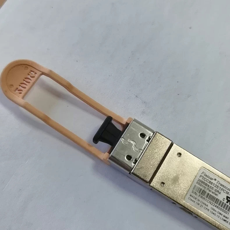 1 unidad Finisar FTCC8612E1PCM Módulos transceptores 200GBASE-SR4 QSFP56 SR4 de 100 m