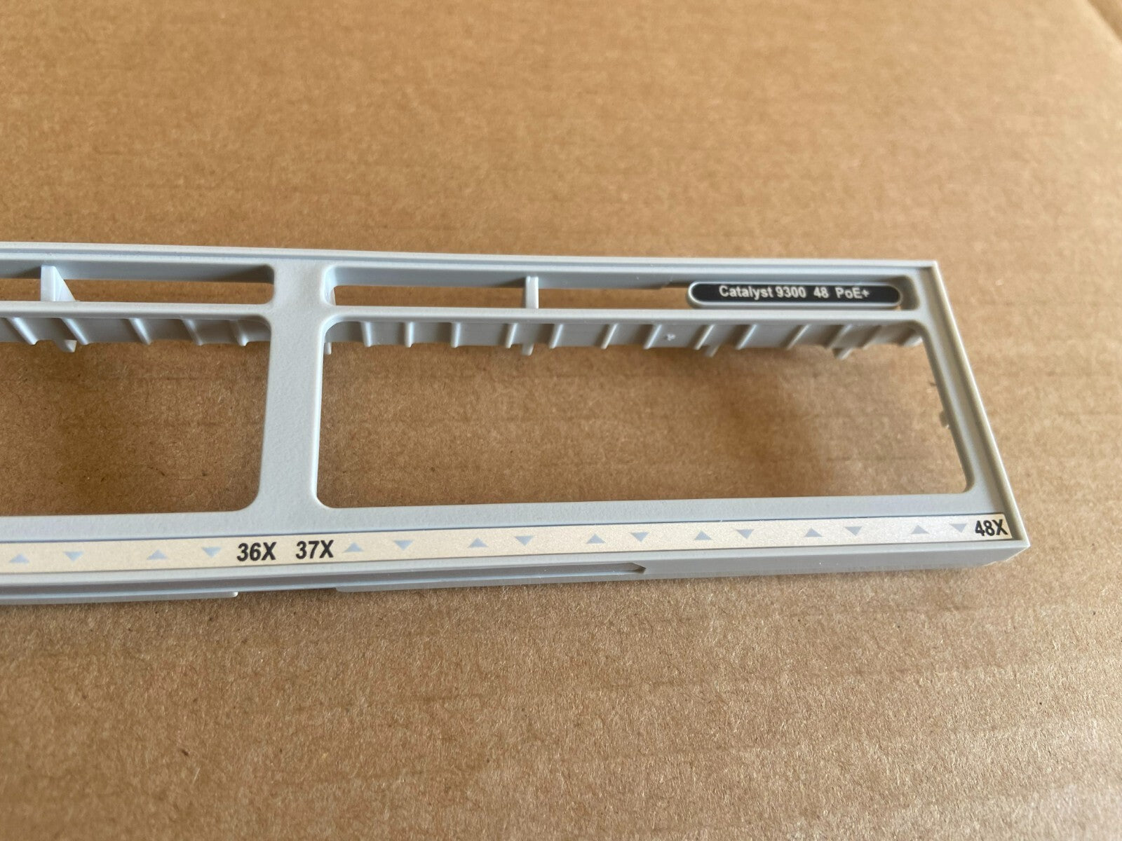 New Version Cisco Catalyst C9300-48P-A C9300-48P-E Faceplate for Replacement