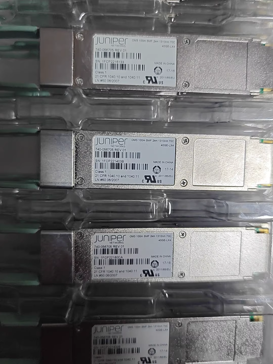 1PCS JUNIPER 740-056705 JNP-QSFP-40G-LX4 40GE-LX4 OM3 100m 1310nm SMF MODULE