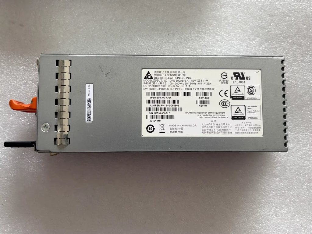 1 St. Juniper JPSU-600-AC-AFO EX3400 SRX380 600W AC-Netzteil F2B Getestet