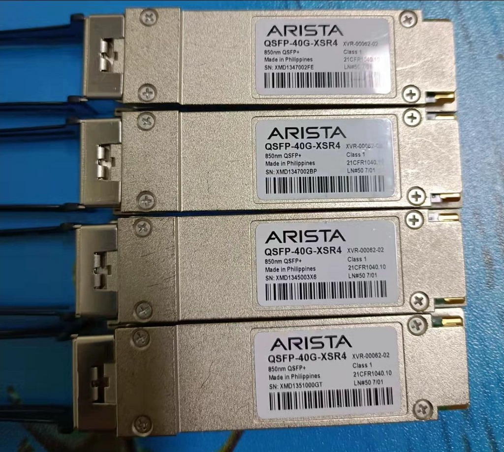 1 unidad de módulo transceptor ARISTA QSFP-40G-XSR4 40GBASE-XSR4 QSFP+ 300m genuino