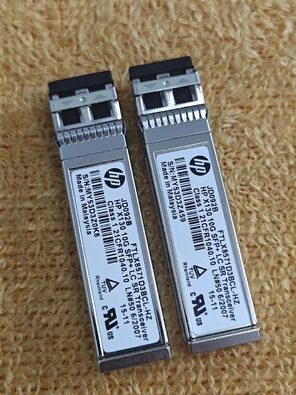 2 St. JD092B HPE X130 FTLX8571D3BCL-HZ SFP+SR LC 850nm 10G Transceiver-Modul